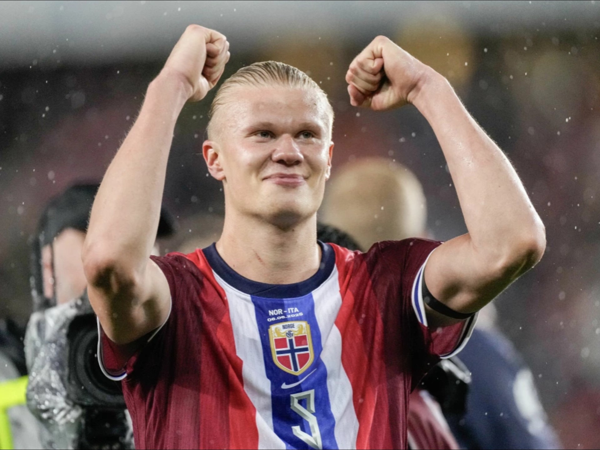 32岁前巴萨中场拉菲尼亚退役，俱乐部官方送上祝福（前巴萨中场拉菲尼亚32岁挂靴，俱乐部官方发文致意）