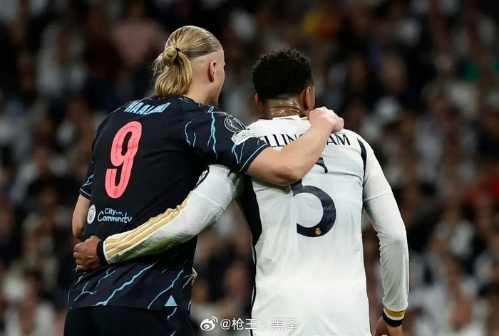 汉堡官方：格拉策尔右大腿肌肉纤维撕裂，将缺阵今年剩余比赛（汉堡官宣：格拉策尔右大腿肌肉纤维撕裂，无缘今年剩余所有比赛）