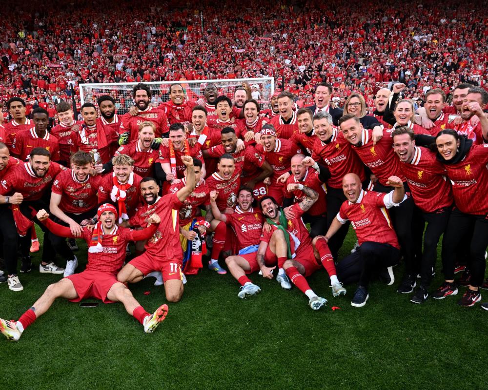 半场战报：利物浦0-0皇马，索博斯洛伊造险，库尔图瓦两次神扑（半场快讯：利物浦0-0皇马，索博斯洛伊制造险情，库尔图瓦两度神扑）