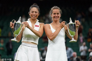 巴萨小将亚马尔父亲在贝蒂斯球迷区庆祝被带离（巴萨新星亚马尔之父在贝蒂斯球迷区庆祝后被带离）