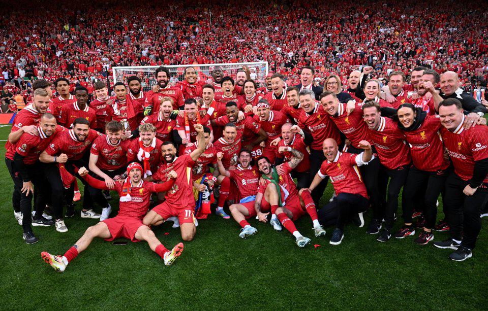 国脚赛后晒训练照，状态回暖（国脚赛后晒训练照，状态逐步回升）