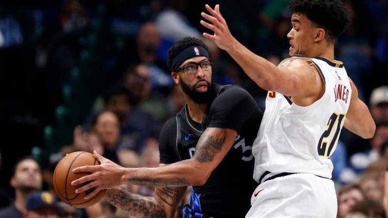 湖人官方：里夫斯遭遇左小腿轻微拉伤，将于1周后复查（湖人官宣：里夫斯左小腿轻微拉伤，预计一周后复查）