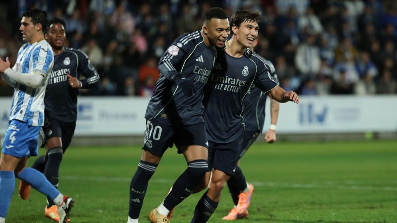 拜仁vs勒沃库森：凯恩替补，雅克松、卡尔、金玟哉首发（拜仁对阵勒沃库森：凯恩列替补，雅克松、卡尔、金玟哉先发）